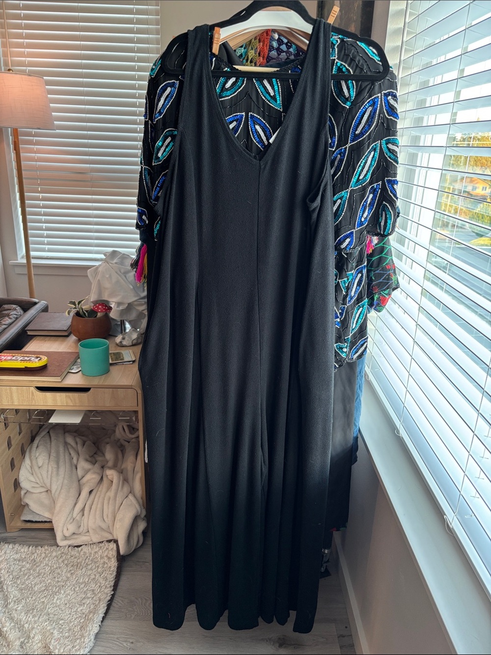 Ava & Viv 2x Black V-Neck pant suit